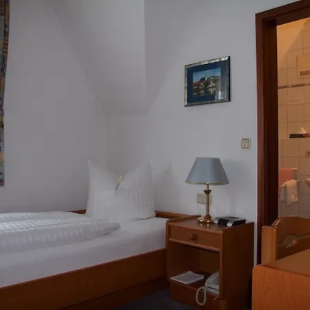 Мини-отель Gaestehaus Zehntgraf *